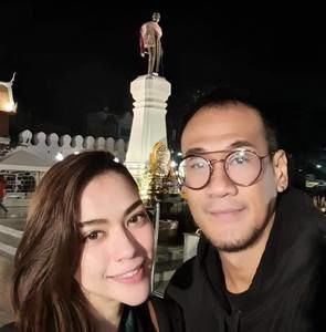 Meet your Posher, Suratana